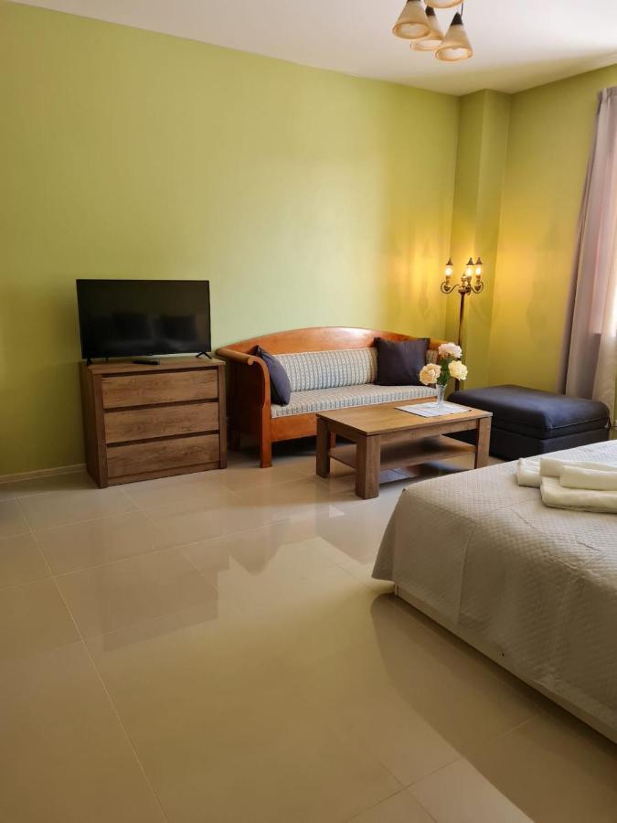 Grundenberga Hotel Baldone Bagian luar foto